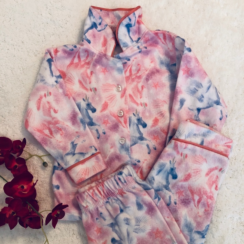 ❄️Real Love Flannel Jammies❄️